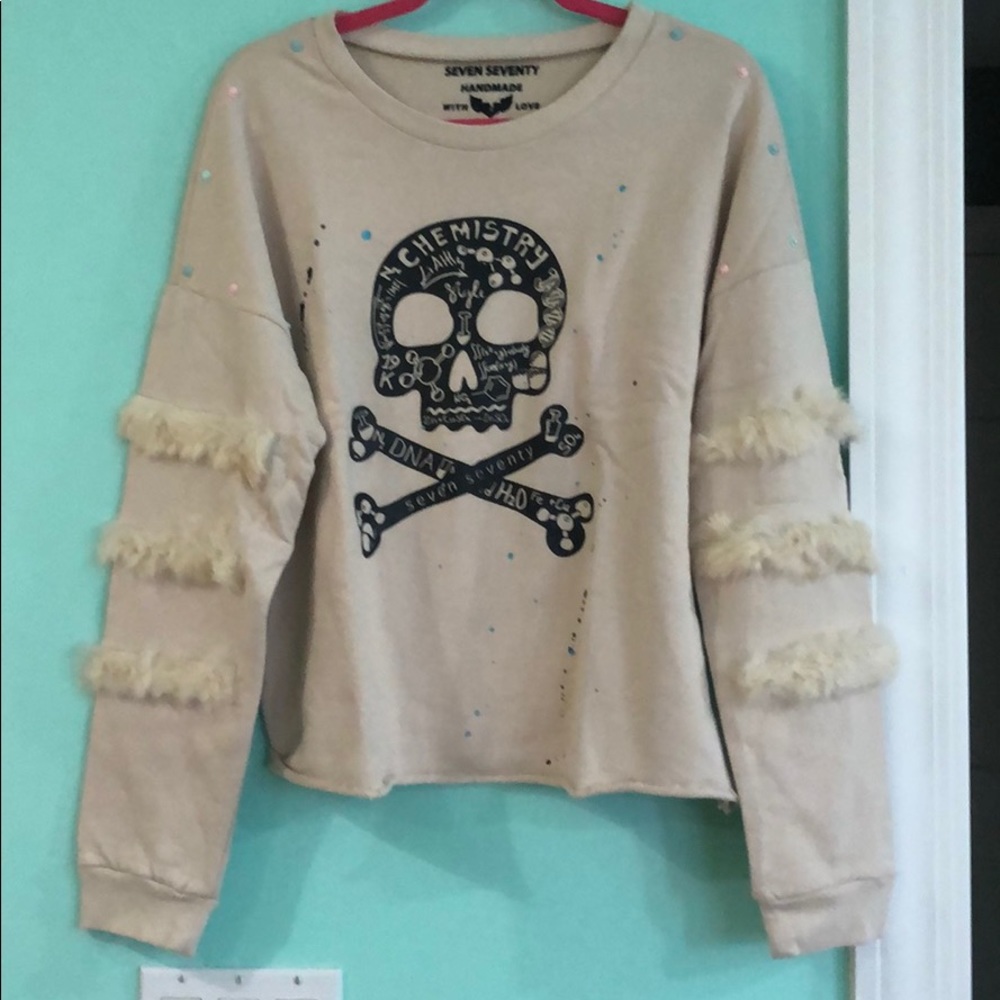skull long sleeve